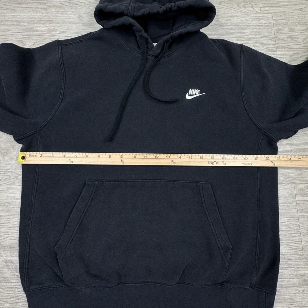 Nike *orders ship
